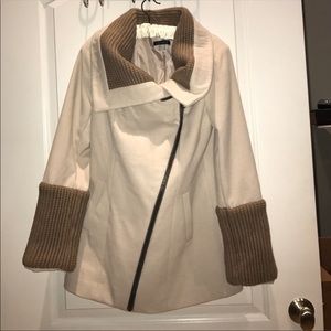 Venus Coat